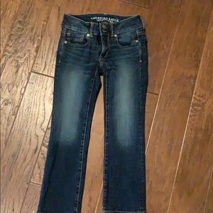 American Eagle cropped jeans barely worn.